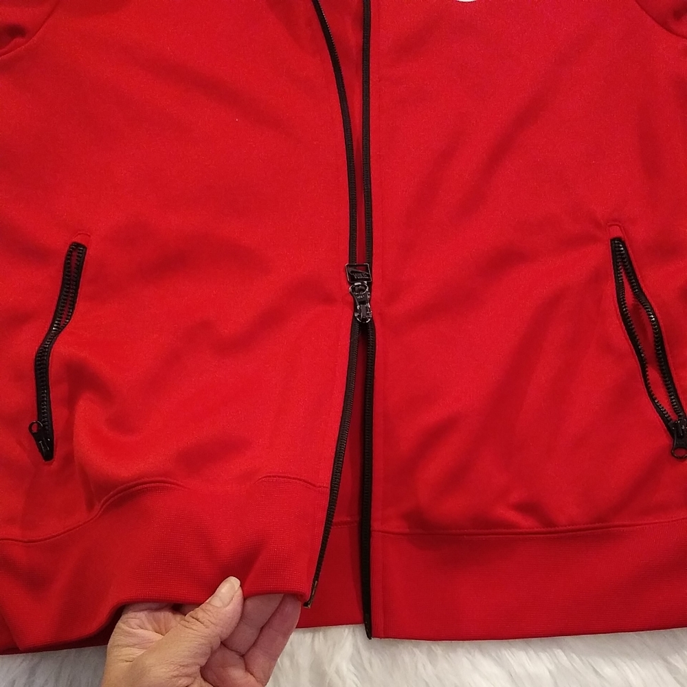 Nike Swoosh Men's médium Red White Collared Full Zip Workout Track Jacket - Picture 2 of 11